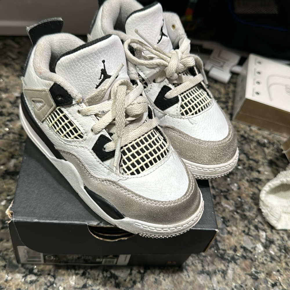 Toddler boy gym shoes
